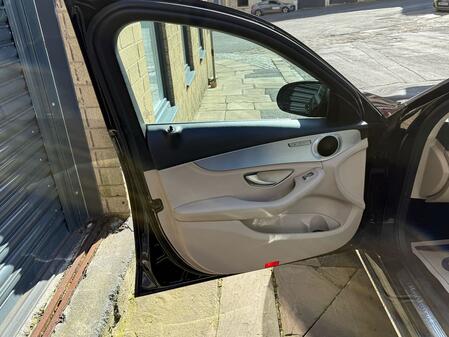 MERCEDES-BENZ C CLASS 2.1 C220 BlueTEC Sport