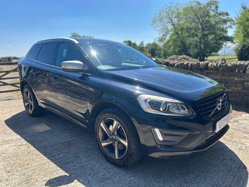 VOLVO XC60 2.4 D4 R-Design Lux Nav
